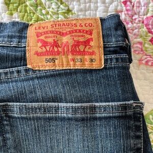 Levi's 505 Denim Jeans with Iconic Patch 33x30